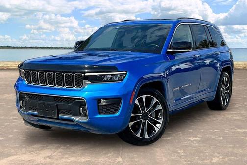 Hydro Blue Pearlcoat 2023 Jeep Grand Cherokee Overland