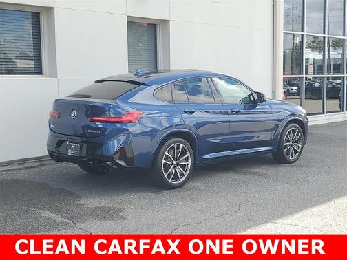 2022 BMW X4 M40i