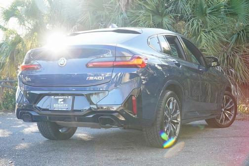 2022 BMW X4 M40i
