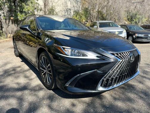 2022 Lexus ES 350 Base