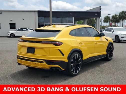 2019 Lamborghini Urus Base