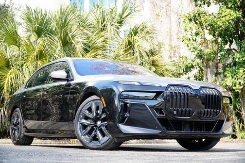 2023 BMW 760 760i xDrive