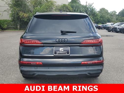 2022 Audi Q7 55 Premium Plus