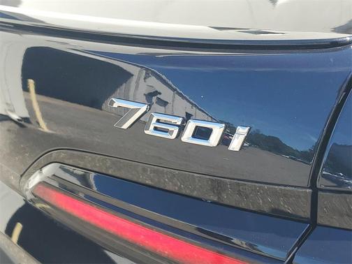 2023 BMW 760 760i xDrive