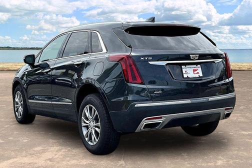 Wilder Metallic 2023 Cadillac XT5 Premium Luxury