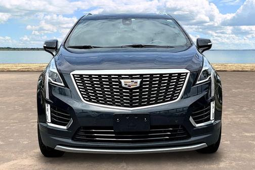 Wilder Metallic 2023 Cadillac XT5 Premium Luxury