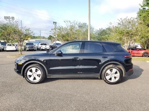 2021 Porsche Cayenne Base