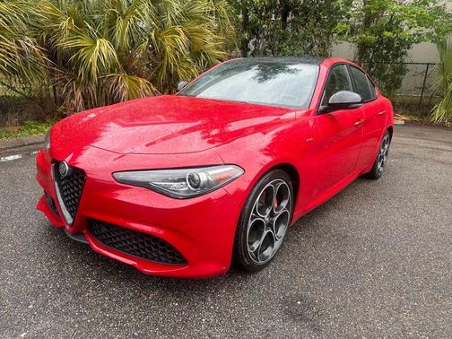 2023 Alfa Romeo Giulia Veloce