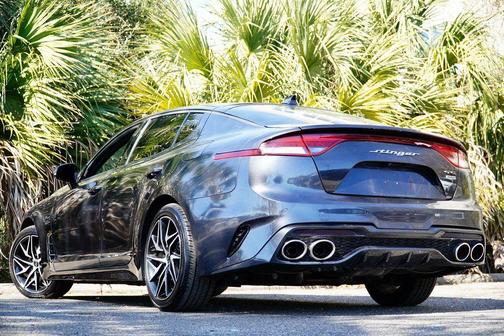 2022 Kia Stinger GT-Line