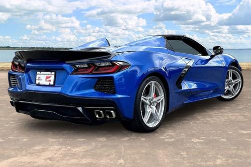 Elkhart Lake Blue Metallic 2023 Chevrolet Corvette Stingray w/2LT