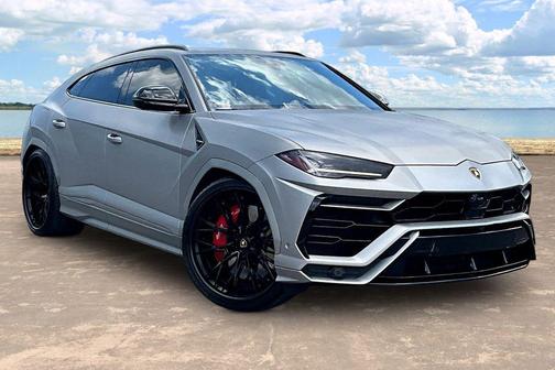 Black 2021 Lamborghini Urus