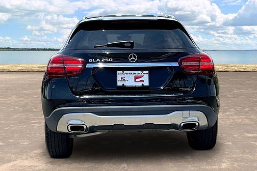 Midnight Black 2019 Mercedes-Benz GLA 250 Base