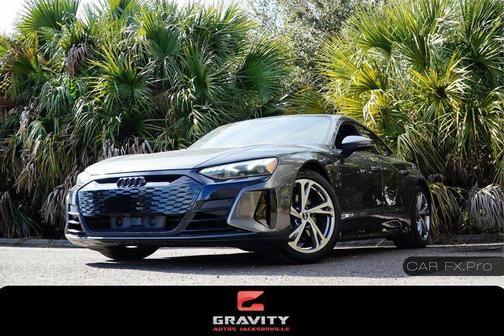 2023 Audi e-tron GT Premium Plus