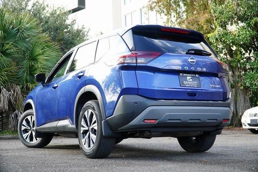 2022 Nissan Rogue SV
