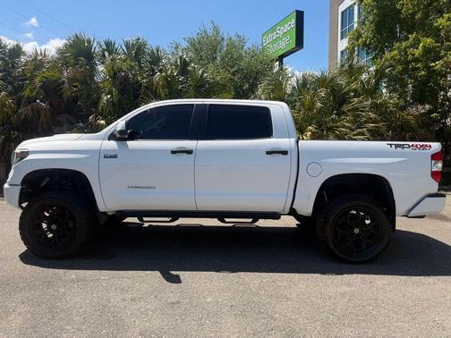 Super White 2021 Toyota Tundra SR5