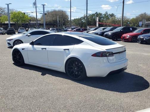 2021 Tesla Model S Plaid