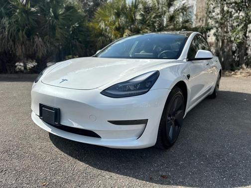 2021 Tesla Model 3 Standard Range Plus