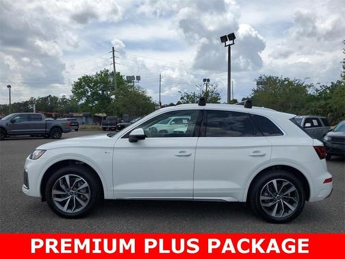2023 Audi Q5 45 S line Premium Plus