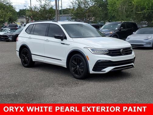 2022 Volkswagen Tiguan 2.0T SE R-Line Black