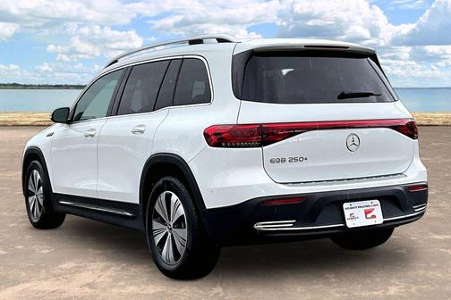 White 2023 Mercedes-Benz EQB 250 Base