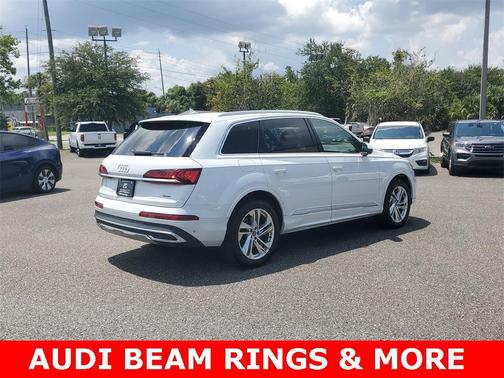 2020 Audi Q7 45 Premium Plus
