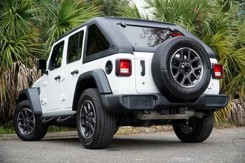 2018 Jeep Wrangler Unlimited Sport