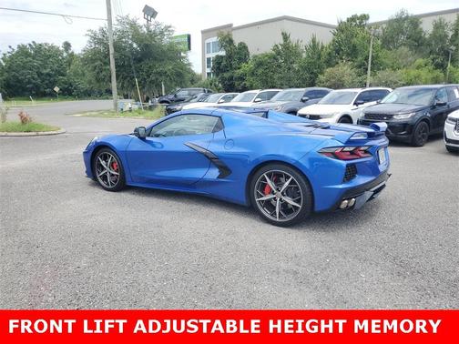 2022 Chevrolet Corvette Stingray w/2LT