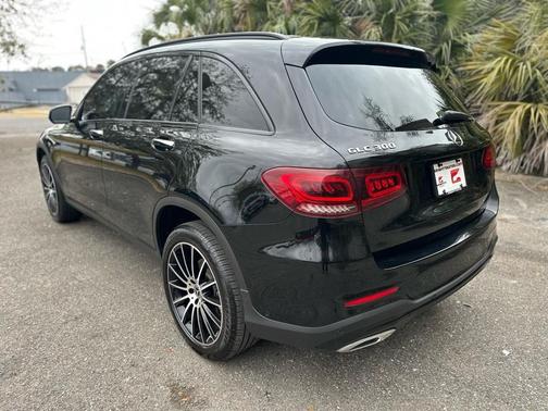 2022 Mercedes-Benz GLC 300 Base