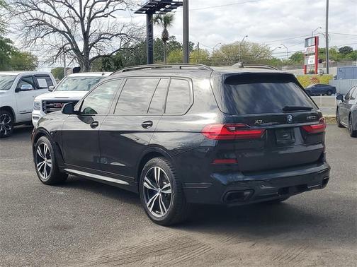2020 BMW X7 M50i