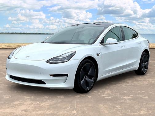White 2020 Tesla Model 3 Standard Range Plus