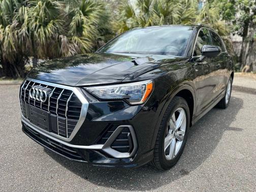 2020 Audi Q3 45 S line Premium
