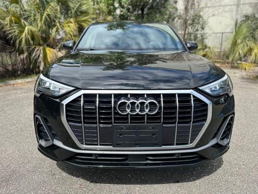 2020 Audi Q3 45 S line Premium