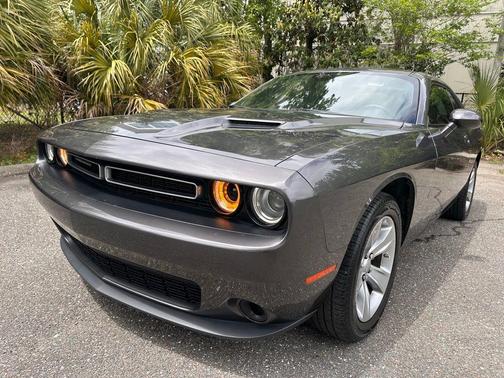 Granite Crystal Clearcoat Metallic 2022 Dodge Challenger SXT