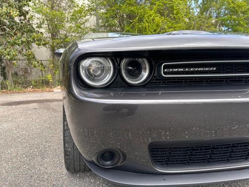 Granite Crystal Clearcoat Metallic 2022 Dodge Challenger SXT
