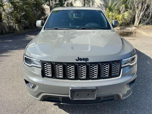2022 Jeep Grand Cherokee WK Laredo