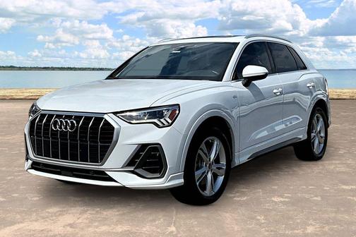 Glacier White Metallic 2022 Audi Q3 45 S line Premium