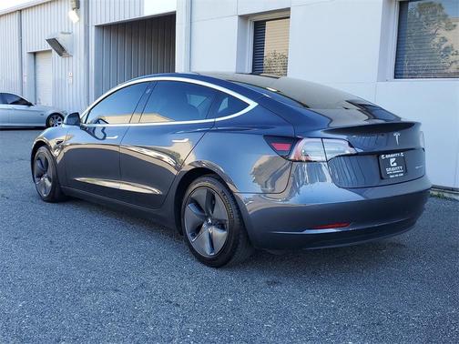 2020 Tesla Model 3 Long Range