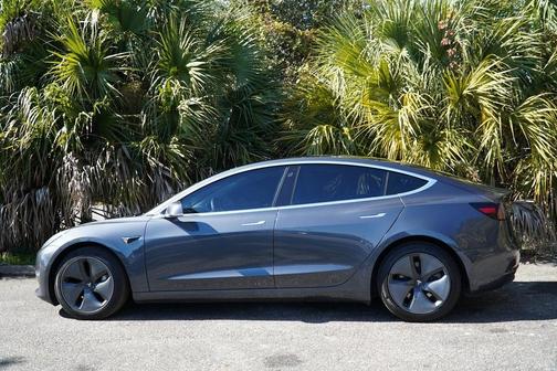 2020 Tesla Model 3 Long Range