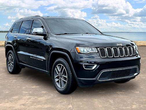 Diamond Black Crystal Pearlcoat 2022 Jeep Grand Cherokee WK Limited