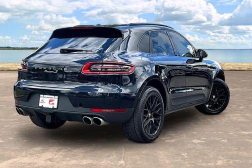 2016 Porsche Macan S