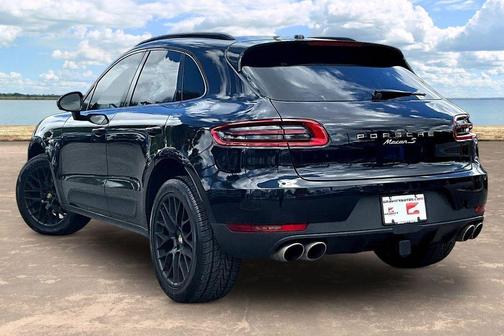 2016 Porsche Macan S