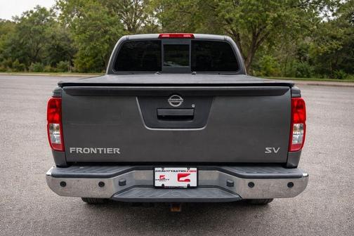 Gun Metallic 2016 Nissan Frontier SV