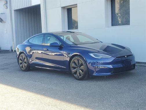 2022 Tesla Model S Base