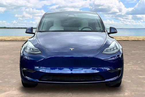 Blue 2023 Tesla Model Y Long Range