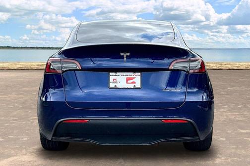 Blue 2023 Tesla Model Y Long Range