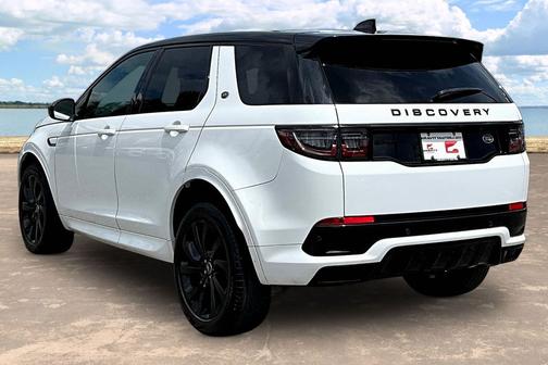 White 2022 Land Rover Discovery Sport SE R-Dynamic