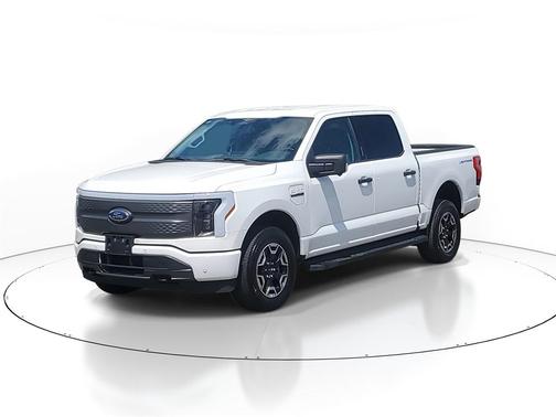 2023 Ford F-150 Lightning XLT