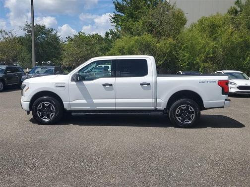 2023 Ford F-150 Lightning XLT