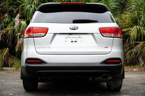2018 Kia Sorento L