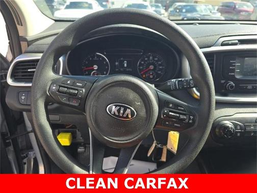2018 Kia Sorento L